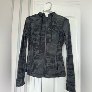Lululemon Camouflage Zip-up Jacket